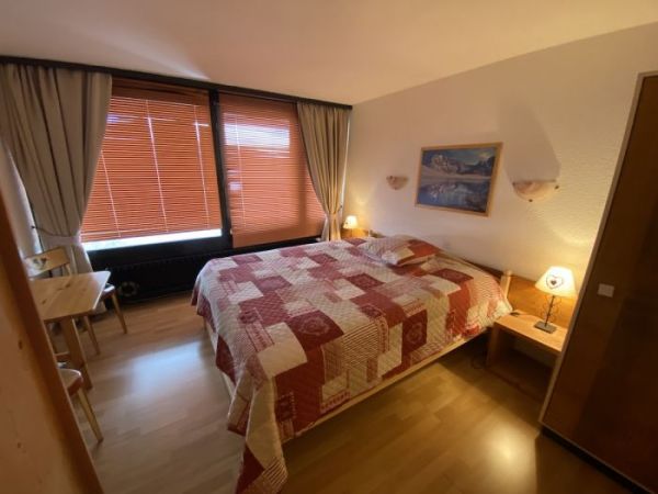 https://aminona.com/images/ezrealty/properties/d3ce99ec87074f79873403b52d48c722.jpeg
